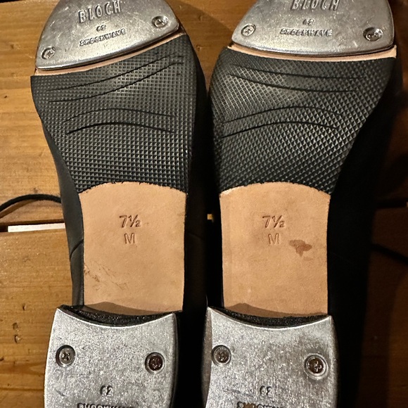 Bloch Tap Women’s Tap Shoes Sz 7.5 - Picture 2 of 3